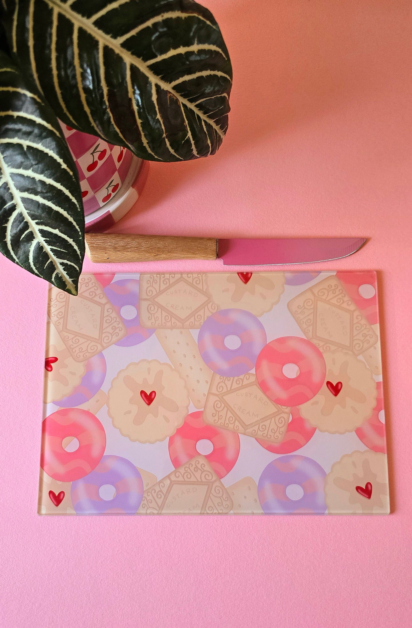 Nostalgic Biscuits Glass Chopping Board