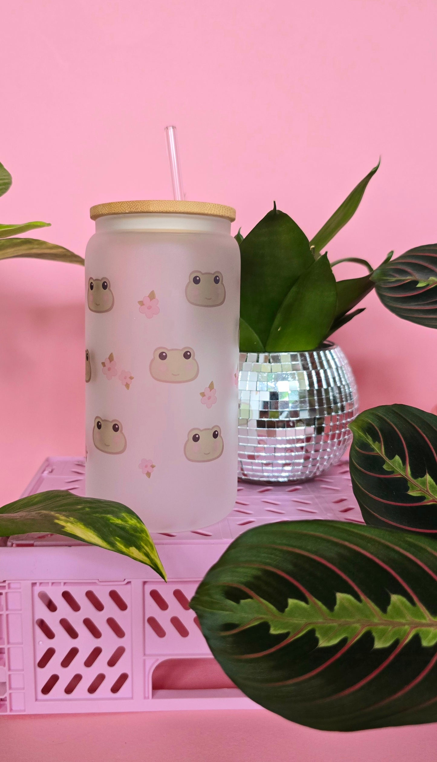 Frogs & Flowers | 16oz glass can tumbler