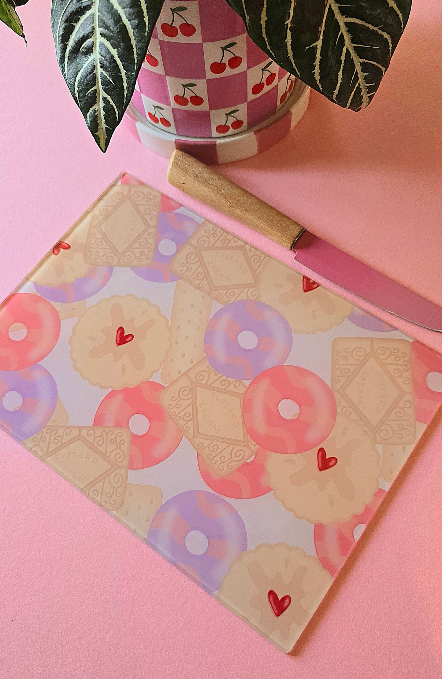 Nostalgic Biscuits Glass Chopping Board