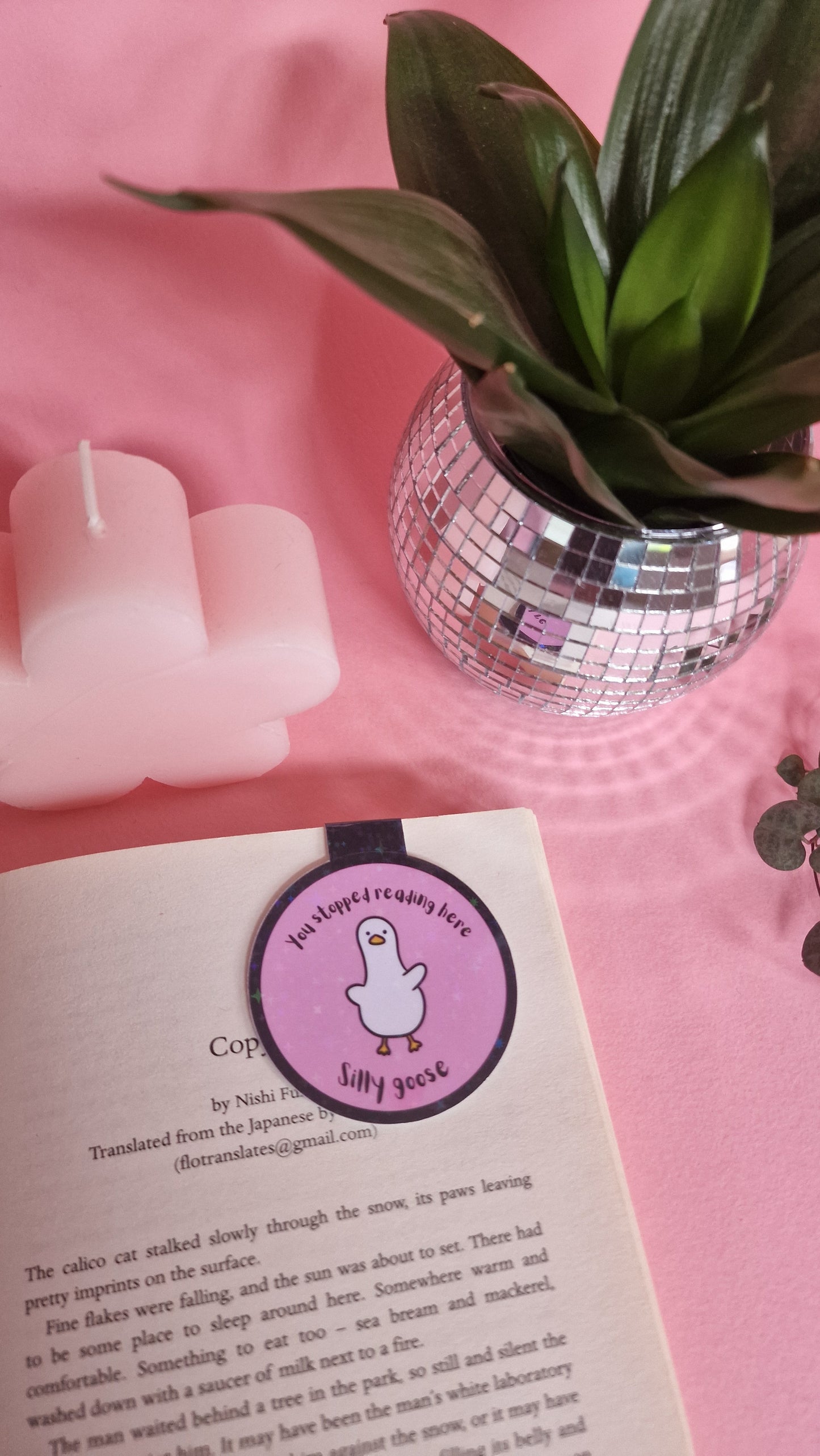 Silly Goose Magnetic Flip Bookmark