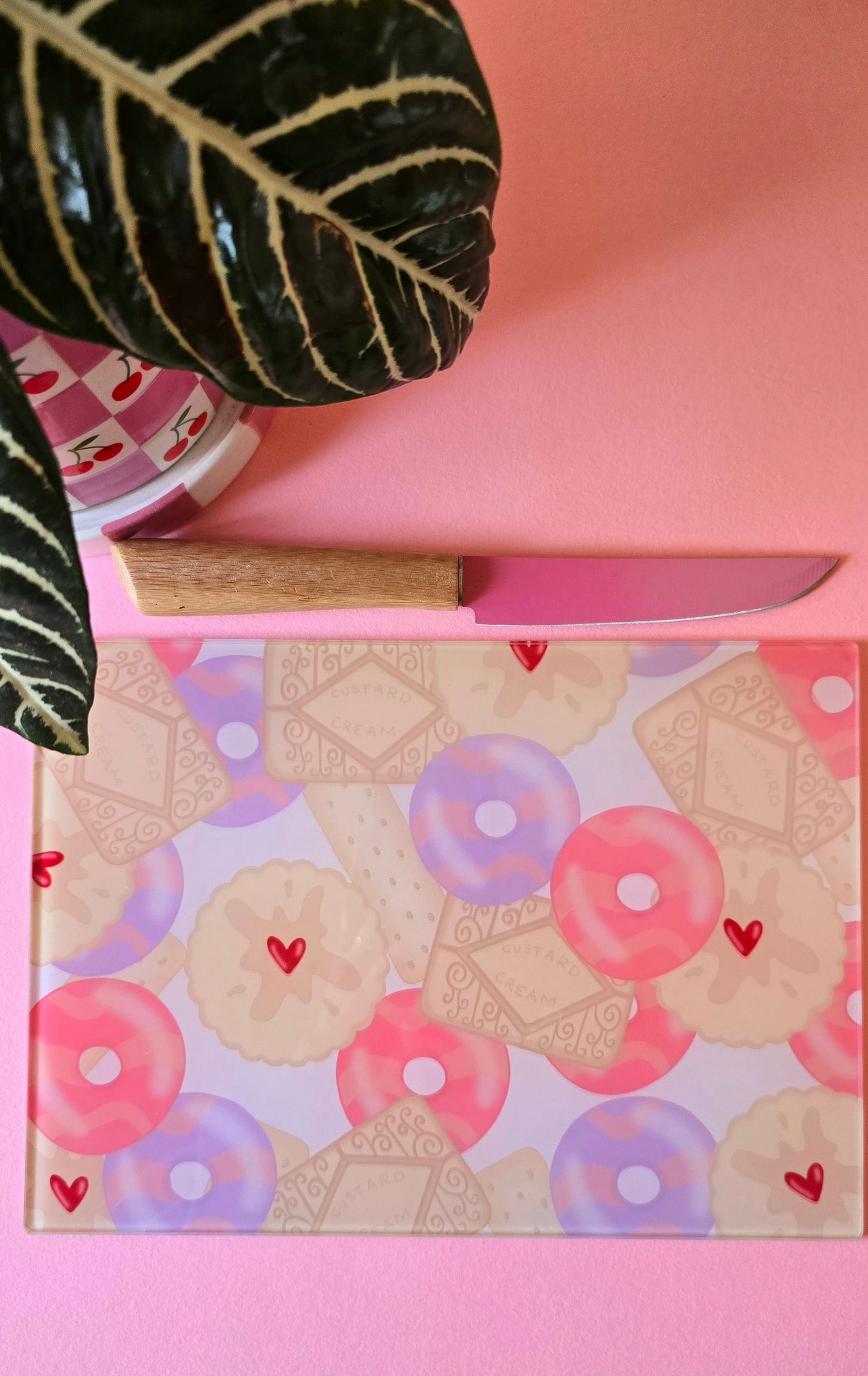 Nostalgic Biscuits Glass Chopping Board