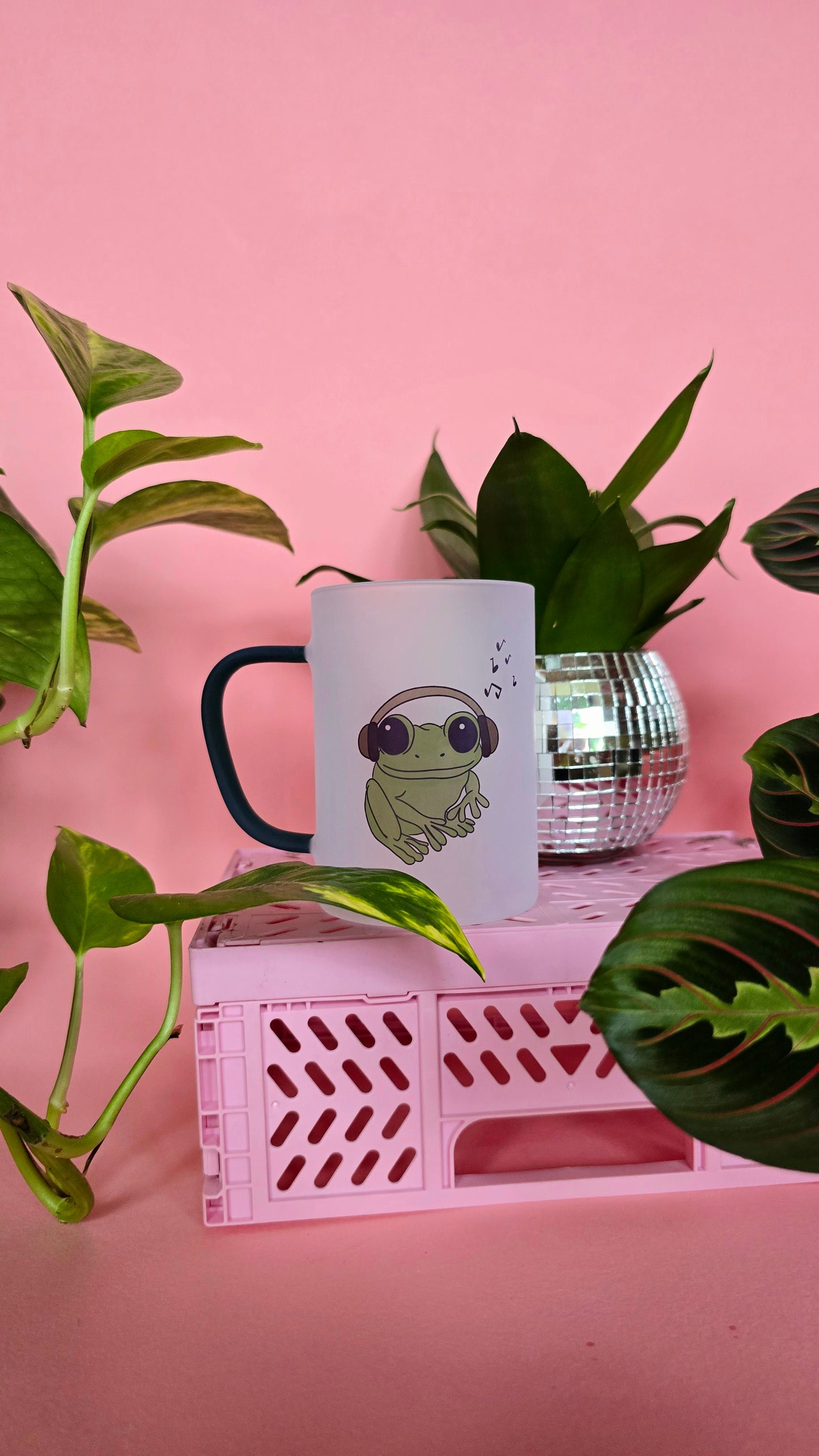 Hip Hop Frog Mug | Pink or Green Handled Frosted Glass Mug