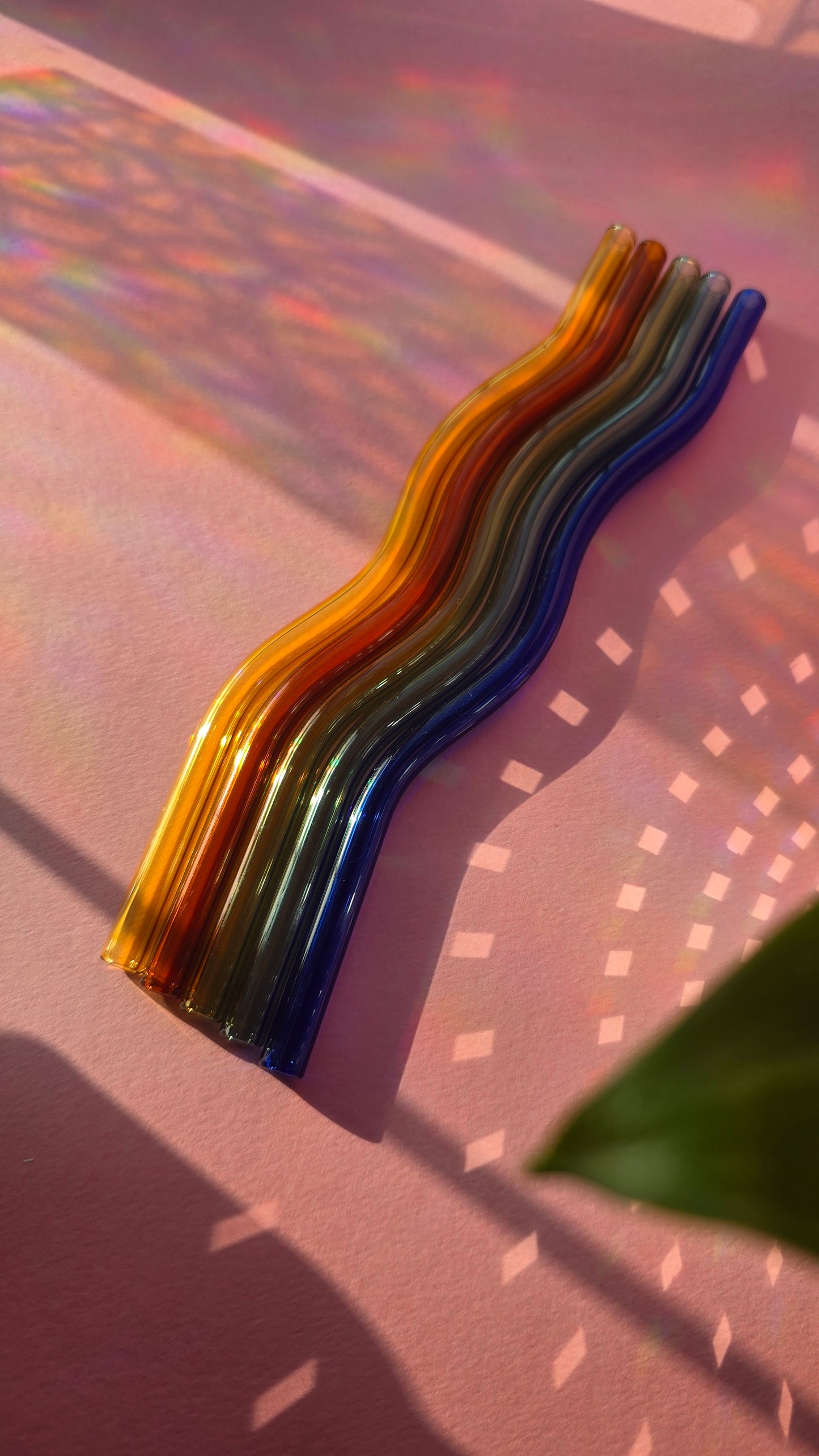 Wavy Coloured Glass Straws | Cute & Trendy Eco Friendly Glass Straws