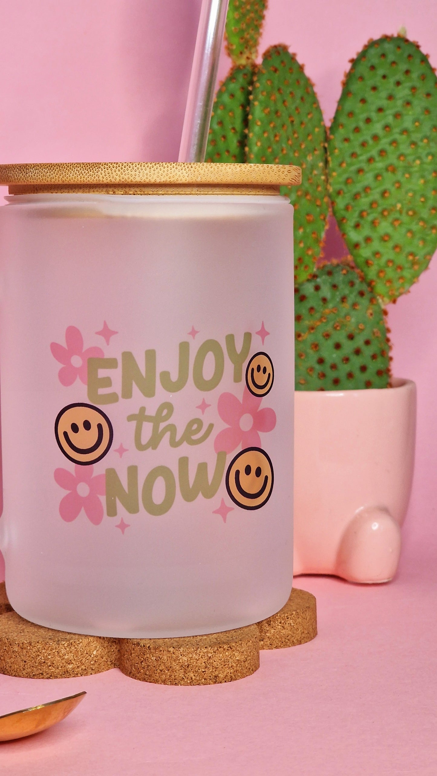 Enjoy the now | Large Lidded  17oz Frosted Glass Mugs