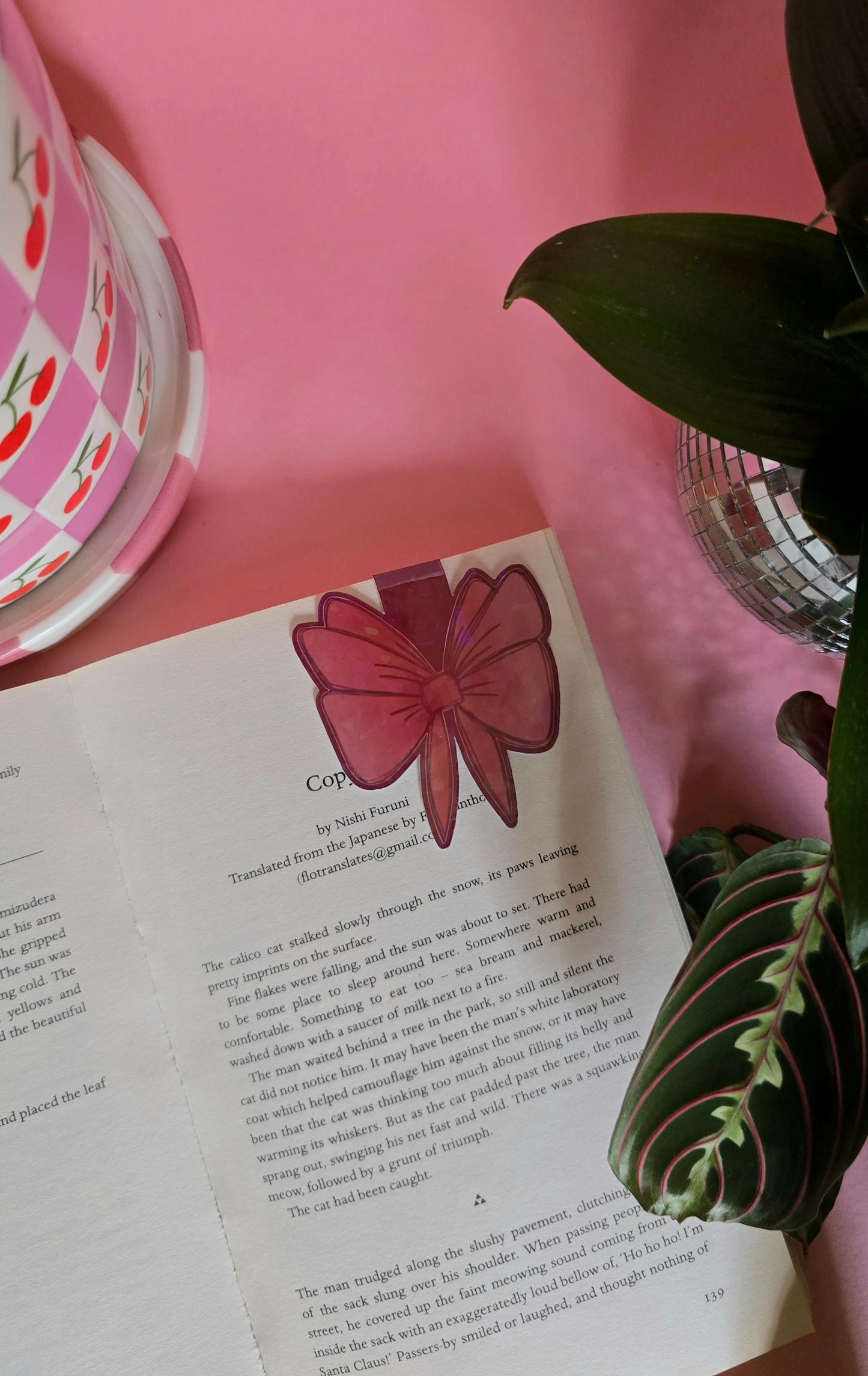 Cute Red Bow Magnetic Flip Bookmark