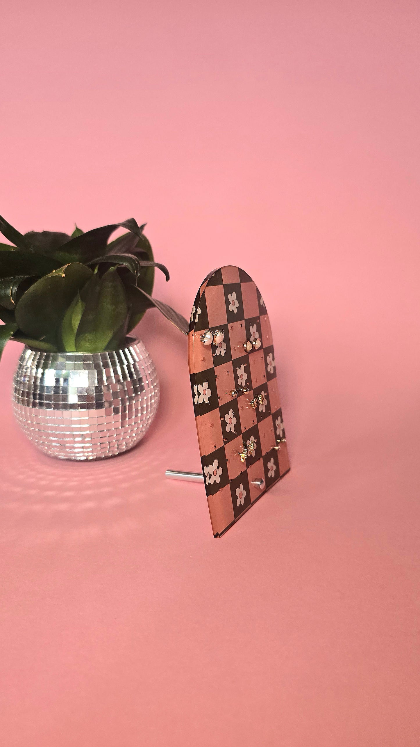 Earring Display Stand | Pink & Green Flowers | Holds 32 Pairs of Earrings | Stud Earring Jewelery Holder