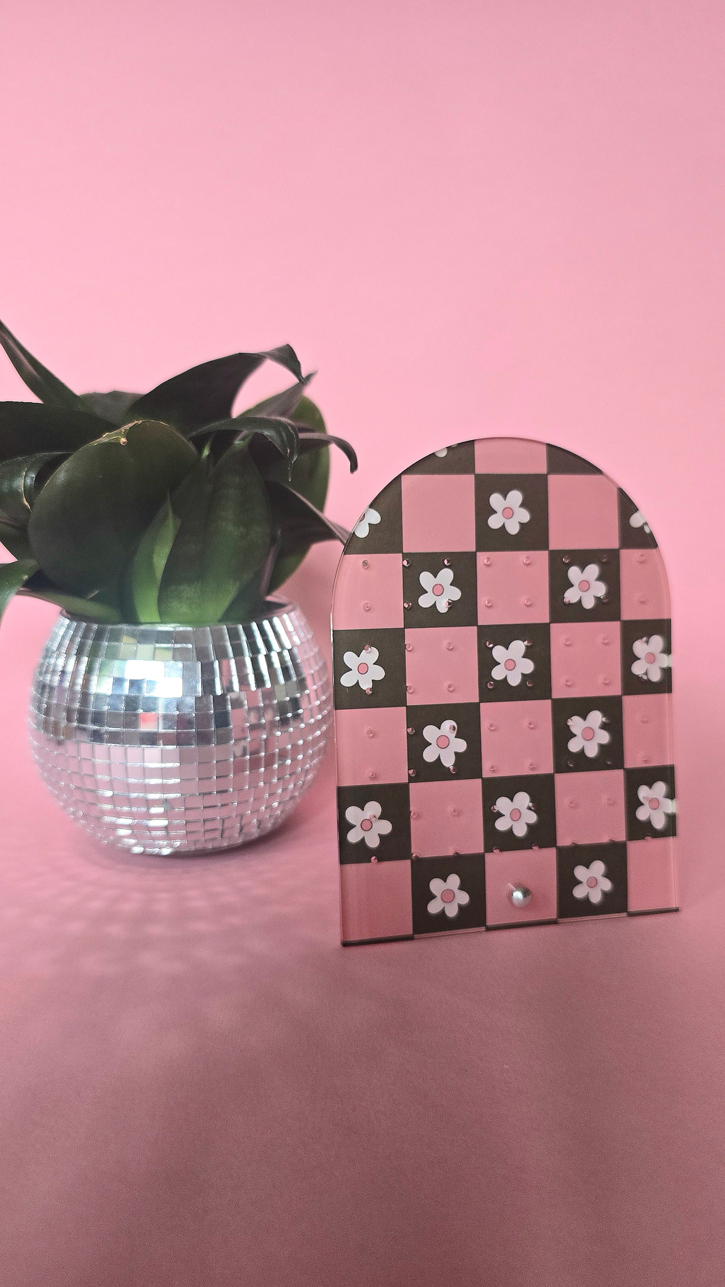 Earring Display Stand | Pink & Green Flowers | Holds 32 Pairs of Earrings | Stud Earring Jewelery Holder