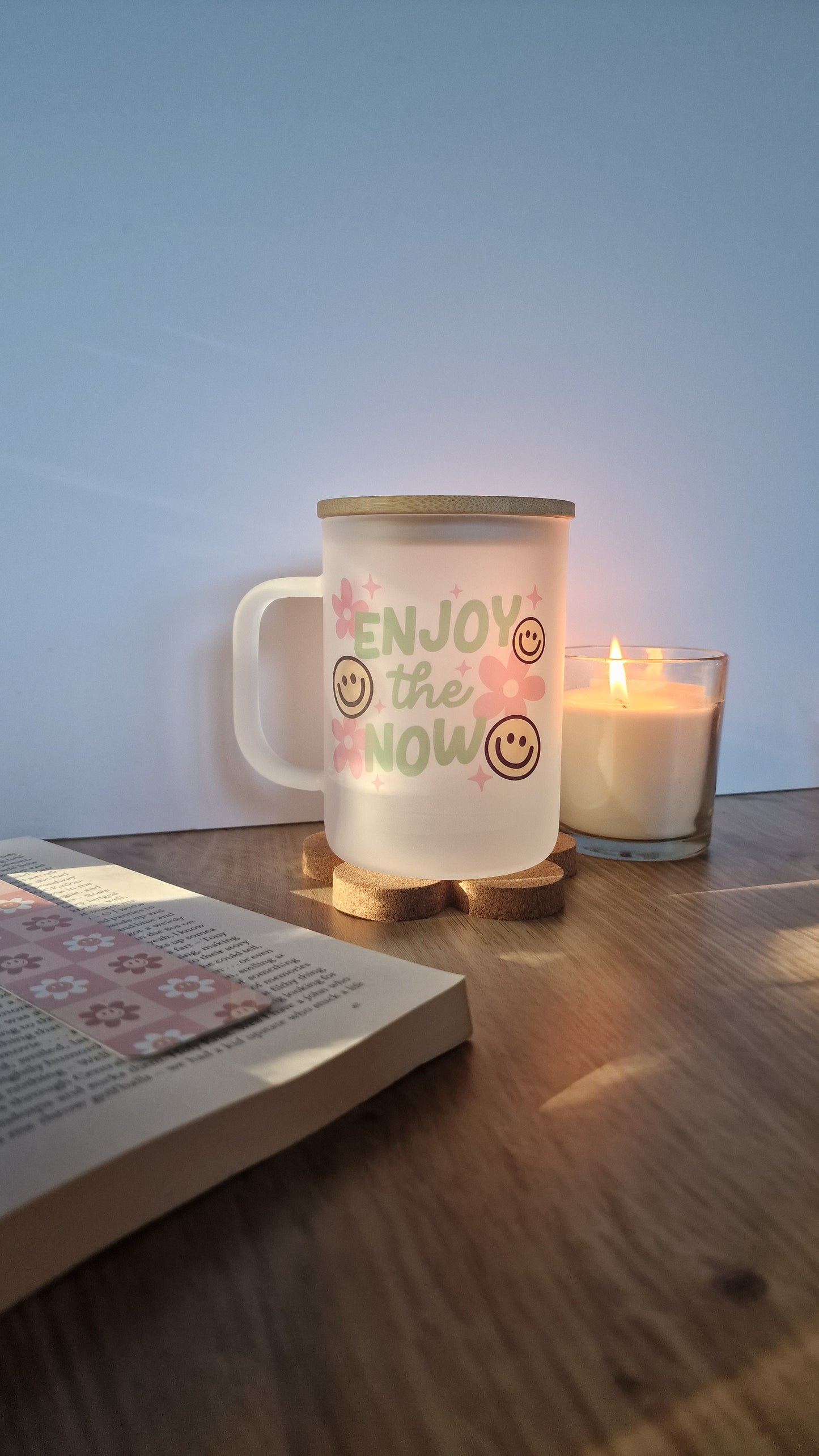 Enjoy the now | Large Lidded  17oz Frosted Glass Mugs