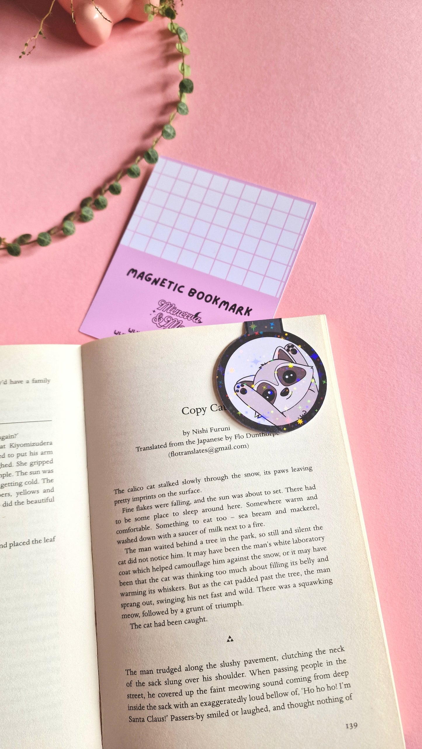 Pedro Raccoon Magnetic Flip Bookmark