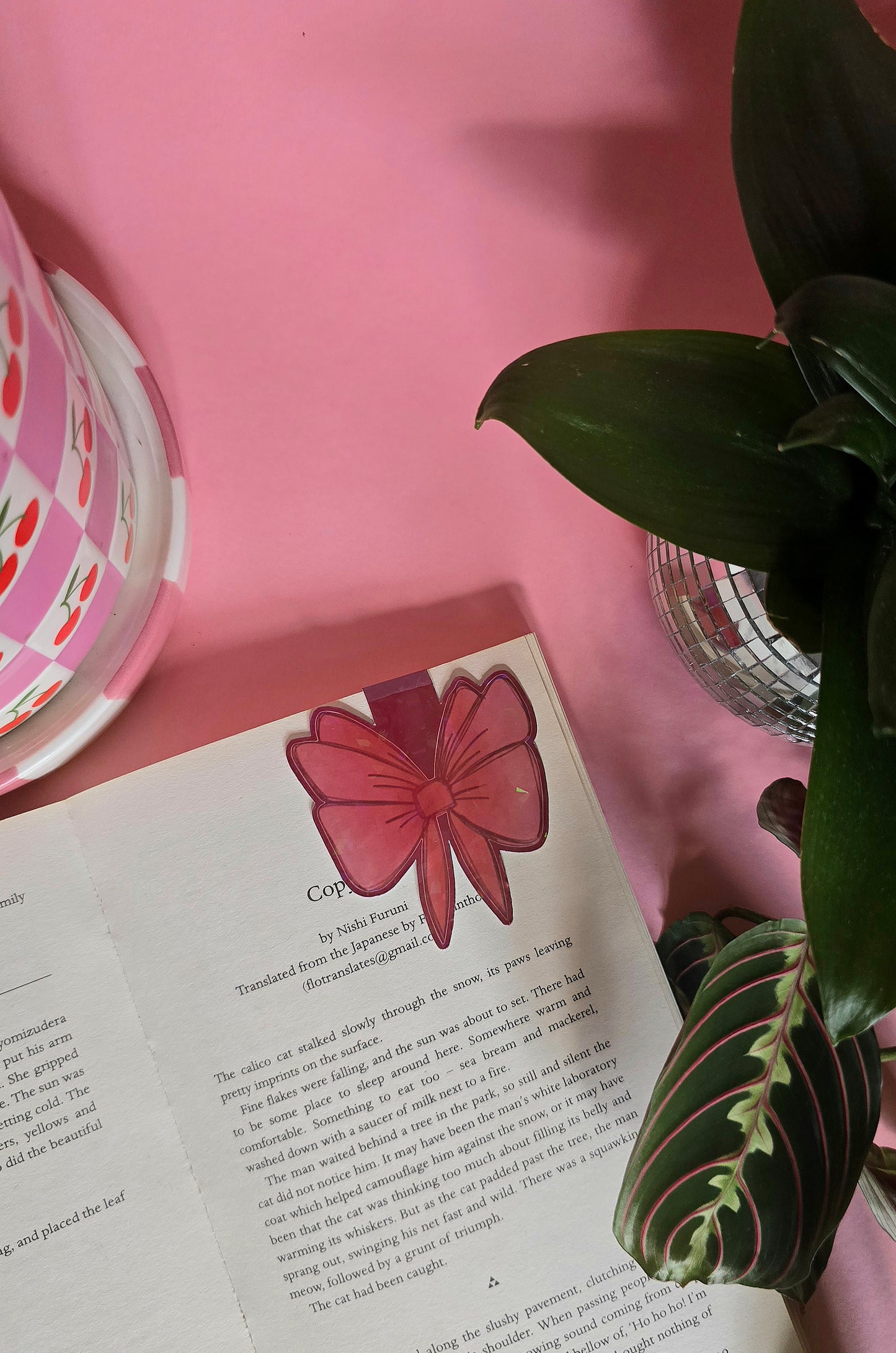 Cute Red Bow Magnetic Flip Bookmark