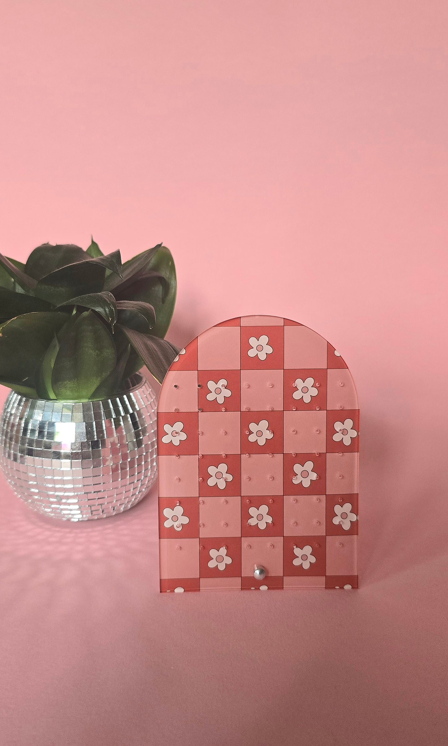 Earring Display Stand | Pink & Red Flowers | Holds 32 Pairs of Earrings | Stud Earring Jewelery Holder