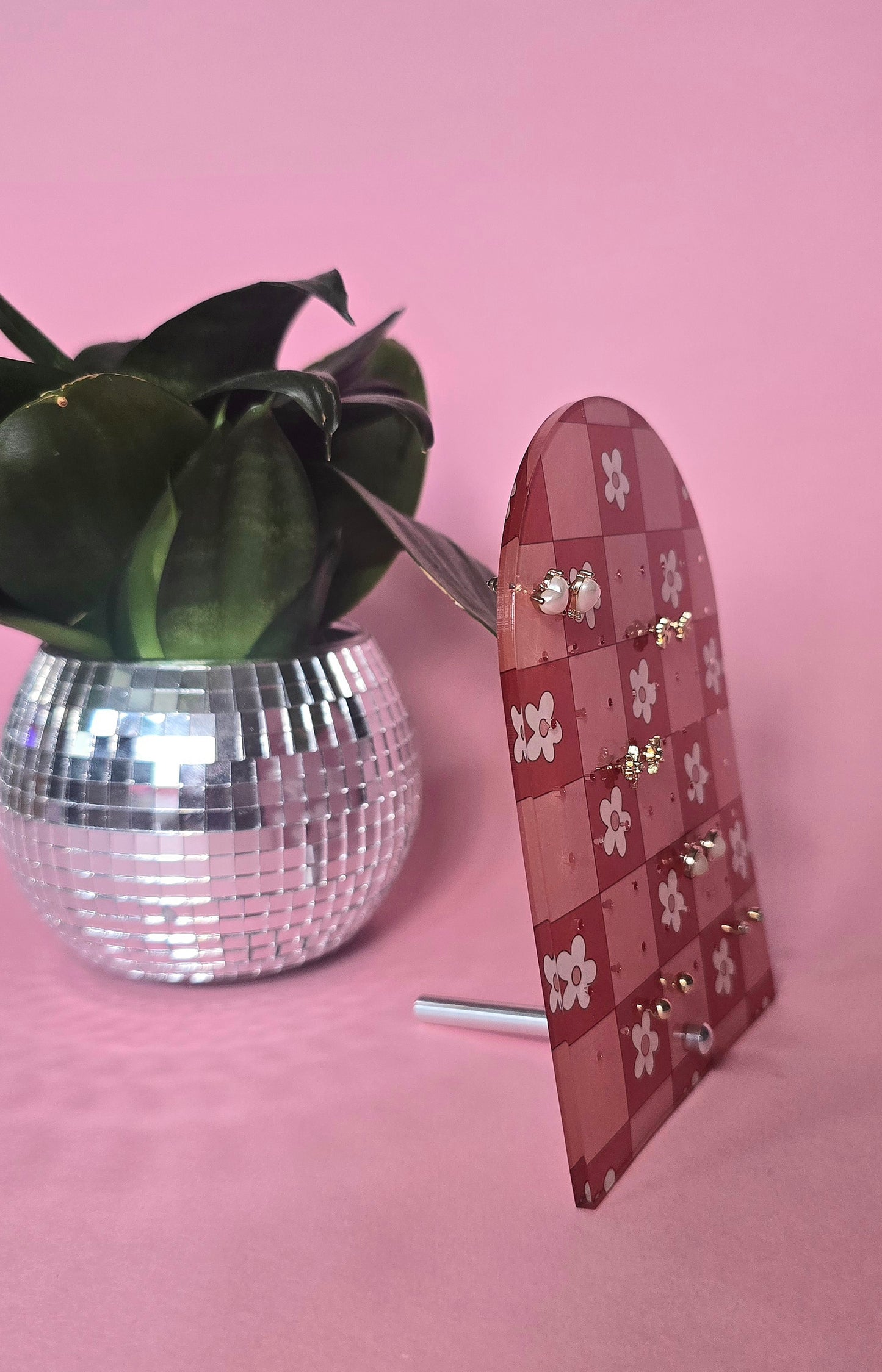 Earring Display Stand | Pink & Red Flowers | Holds 32 Pairs of Earrings | Stud Earring Jewelery Holder