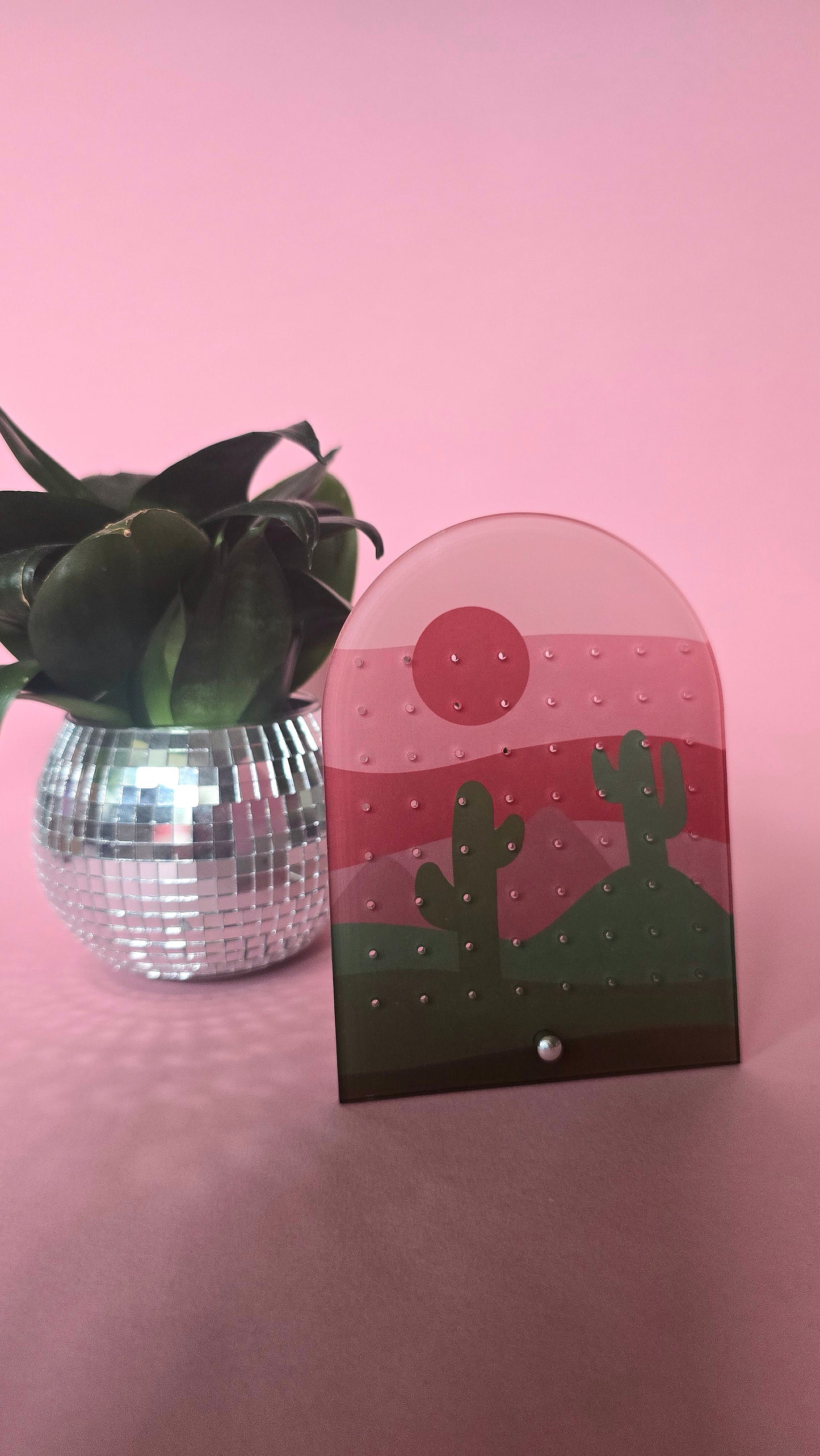 Earring Display Stand | Pink & Green Sunset Scene | Holds 32 Pairs of Earrings | Stud Earring Jewelery Holder