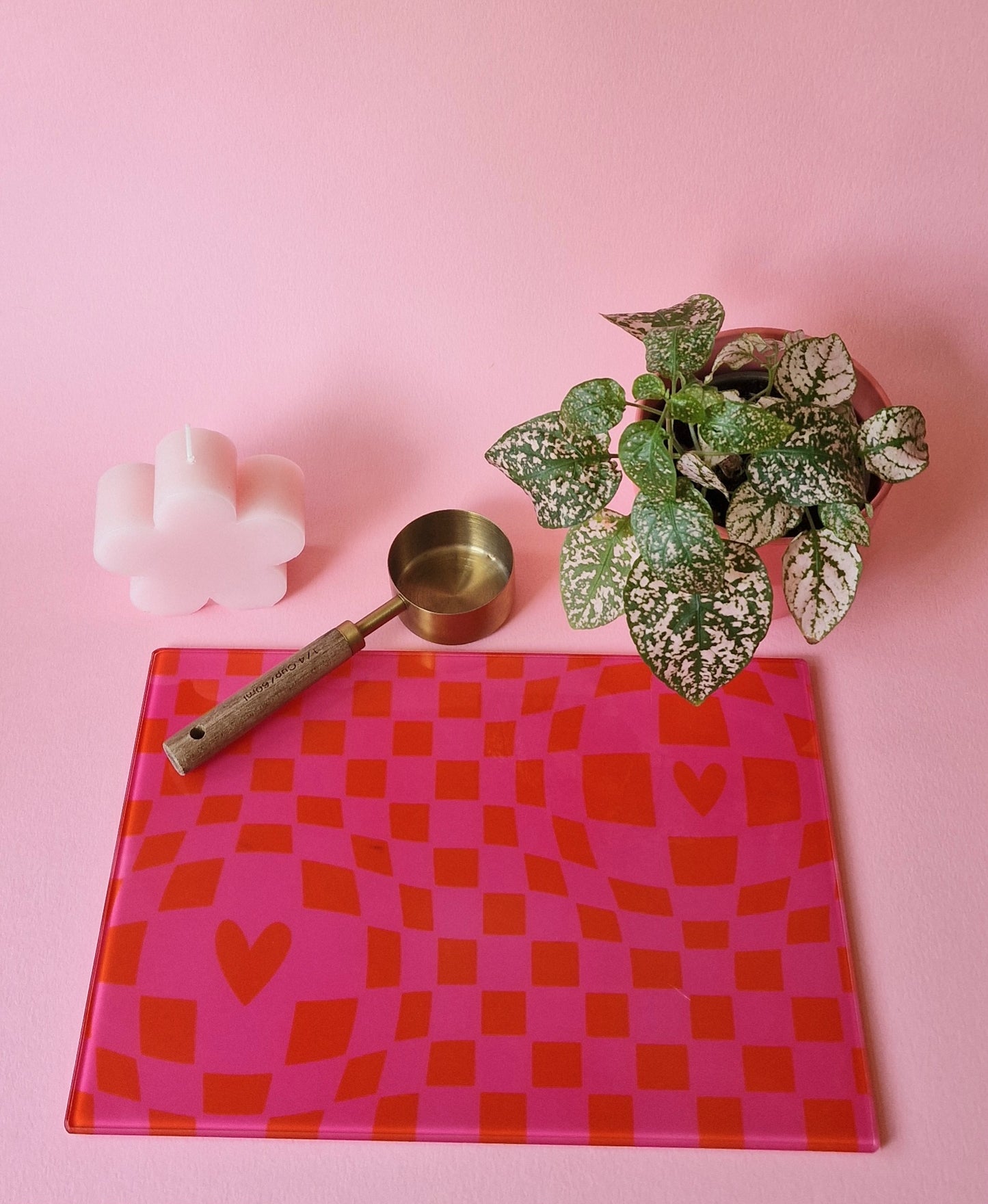 Funky Checkered Pink & Orange Glass Chopping board