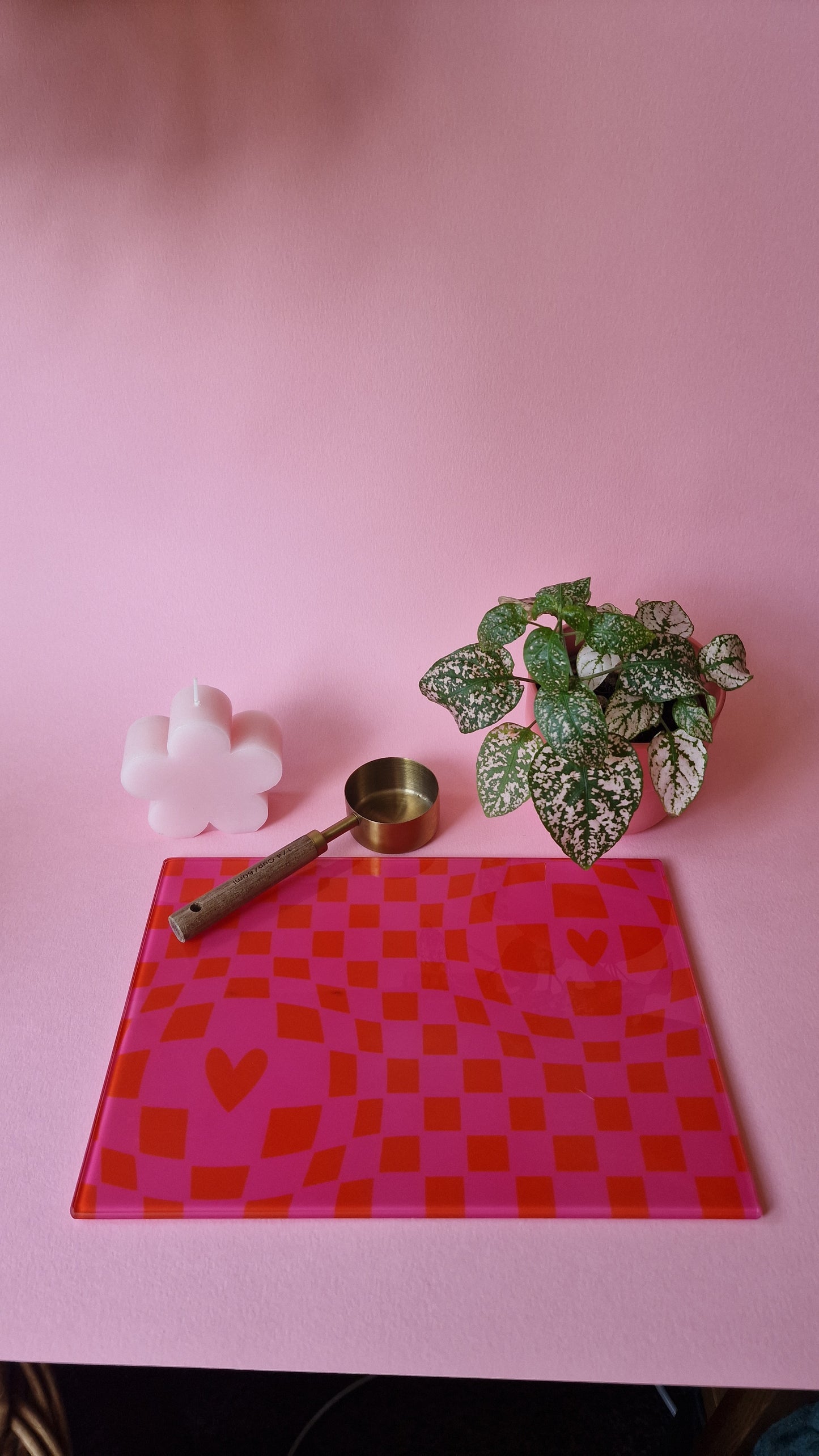 Funky Checkered Pink & Orange Glass Chopping board