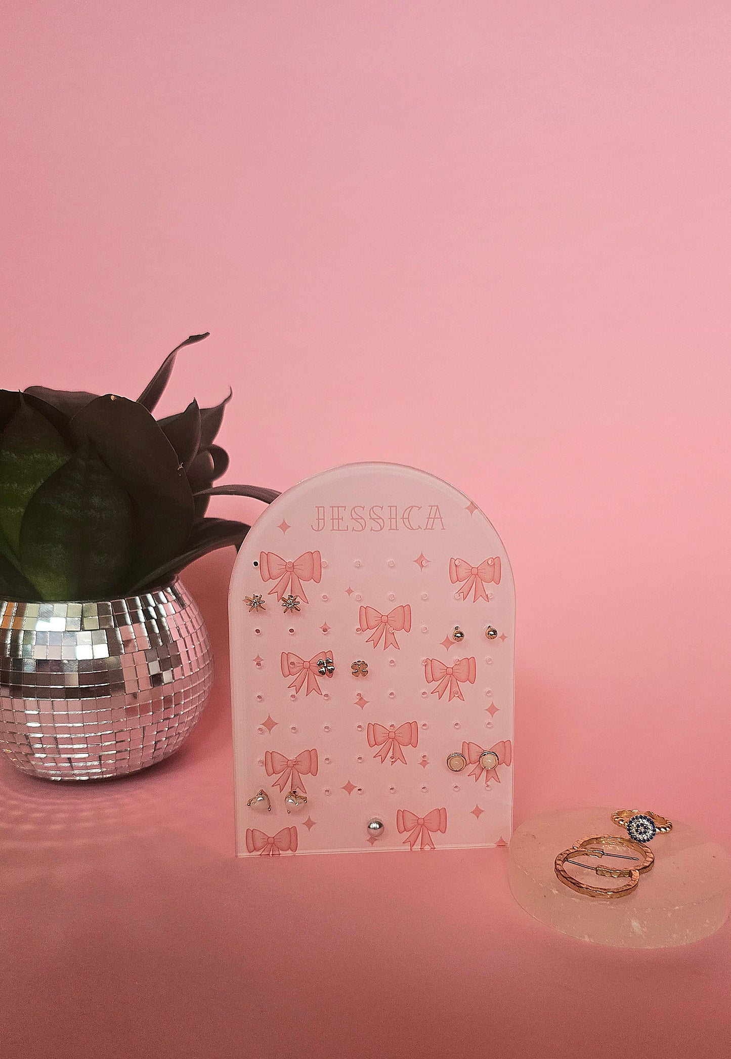 Personalised Earring Display Stand | Pink Bows | Holds 32 Pairs of Earrings | Stud Earring Jewelery Holder