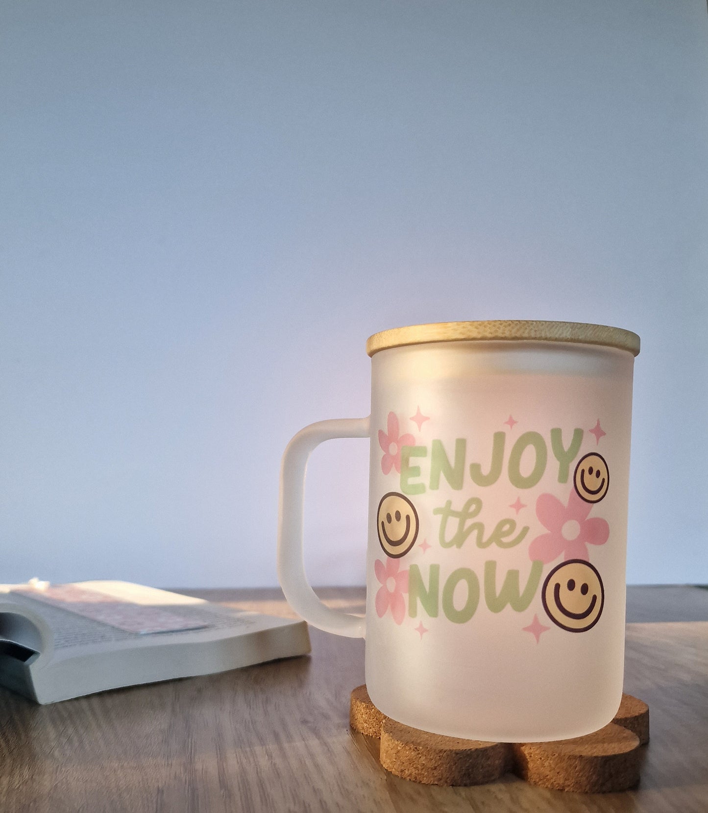 Enjoy the now | Large Lidded  17oz Frosted Glass Mugs