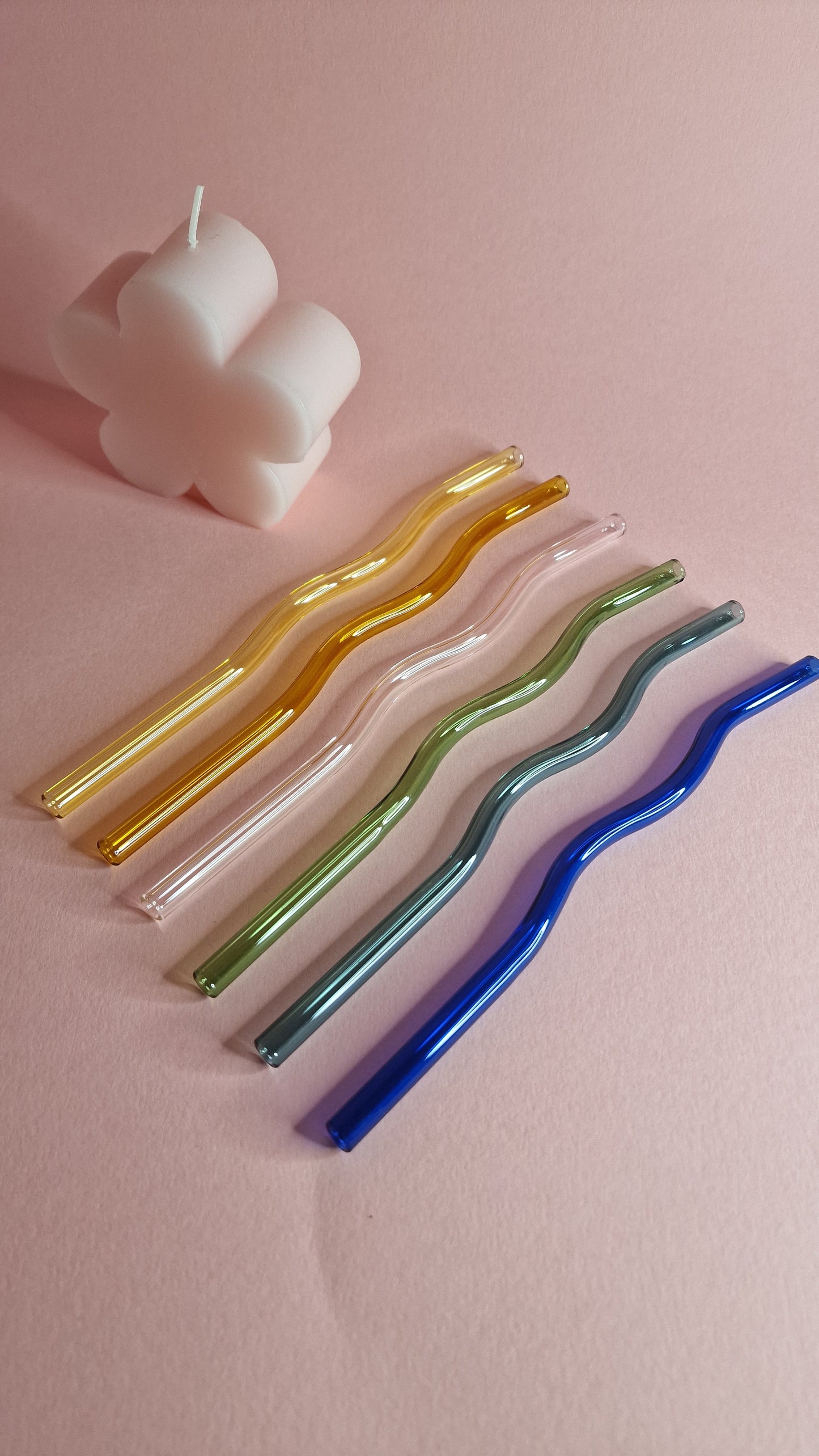 Wavy Coloured Glass Straws | Cute & Trendy Eco Friendly Glass Straws