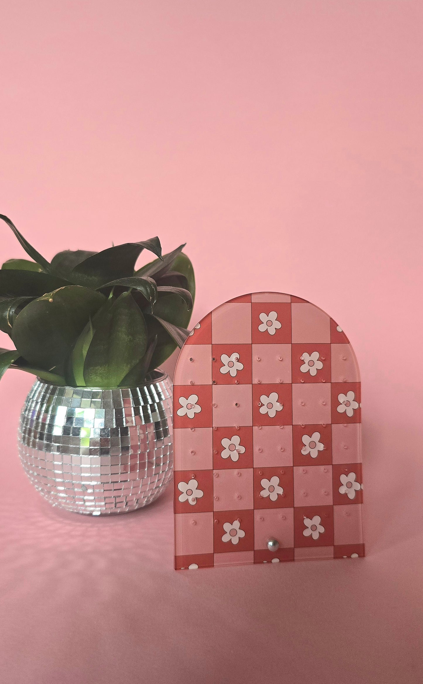 Earring Display Stand | Pink & Red Flowers | Holds 32 Pairs of Earrings | Stud Earring Jewelery Holder